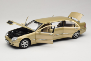 Mercedes S-Class W220 Pullman Gold Metallic Sun Star 1:18 4113 Metal - imaginea 2 din 8