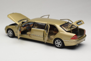 Mercedes S-Class W220 Pullman Gold Metallic Sun Star 1:18 4113 Metal - imaginea 5 din 8