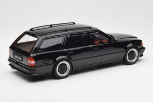 Mercedes 300 TE AMG S124 Negru Otto 1:18 OT147 Rășină - imaginea 2 din 6