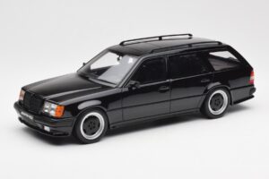 Mercedes 300 TE AMG S124 Negru Otto 1:18 OT147 Rășină