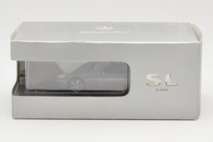 Mercedes SL R230 Palladium Silver Metallic Minichamps 1:43 B66962390 Metal - imaginea 4 din 4
