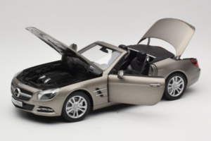 Mercedes SL500 R231 Dark Grey Matt Norev 1:18 183590 Metal - imaginea 2 din 9