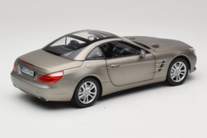 Mercedes SL500 R231 Dark Grey Matt Norev 1:18 183590 Metal - imaginea 4 din 9