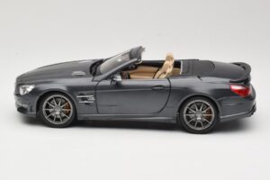 Mercedes SL65 AMG Black Series R230 Matte Black Maisto 1:18 36198 Metal - imaginea 4 din 8
