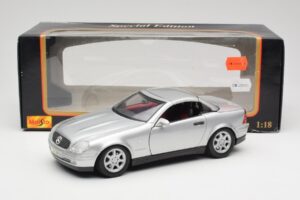 Mercedes SLK R170 Roadster Argintiu Maisto 1:18 31674 Metal - imaginea 2 din 9