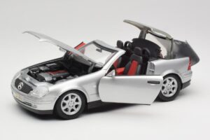 Mercedes SLK R170 Roadster Argintiu Maisto 1:18 31674 Metal - imaginea 9 din 9