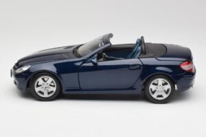 Mercedes SLK R171 Albastru Maisto 1:18 B66962190 Metal - imaginea 4 din 8
