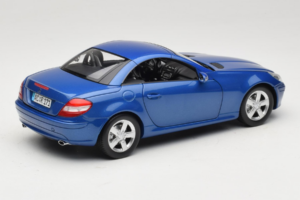 Mercedes SLK R171 Blue Metallic Minichamps 1:18 100033131 Metal - imaginea 4 din 11