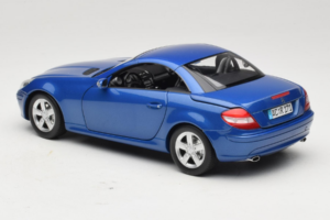 Mercedes SLK R171 Blue Metallic Minichamps 1:18 100033131 Metal - imaginea 10 din 11
