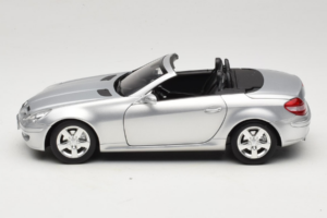 Mercedes SLK R171 Argintiu Minichamps 1:18 B66962318 Metal - imaginea 4 din 9