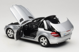 Mercedes SLK R171 Argintiu Minichamps 1:18 B66962318 Metal - imaginea 6 din 9