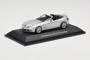 Mercedes SLR McLaren Roadster Crystal Laurit Silver Minichamps 1:43 B66961005 Metal - imaginea 2 din 4