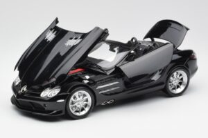 Mercedes SLR McLaren Roadster R199 Crystal Galaxit Negru Minichamps 1:18 B66961004 Metal - imaginea 2 din 8