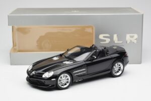 Mercedes SLR McLaren Roadster R199 Crystal Galaxit Negru Minichamps 1:18 B66961004 Metal - imaginea 8 din 8