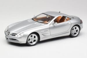 Mercedes SLR Vision Liquid Argintiu Maisto 1:18 B66962101 Metal