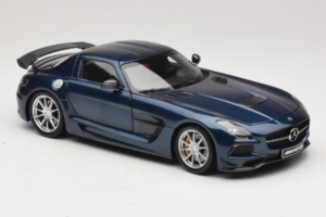 Mercedes SLS AMG Black Series Daytona Blue Metallic Minichamps 1:18 110033026 Metal - imaginea 6 din 8