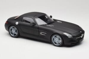 Mercedes SLS AMG C197 Matte Black Minichamps 1:18 100039027 Metal - imaginea 6 din 8