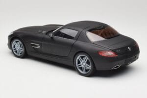 Mercedes SLS AMG C197 Matte Black Minichamps 1:18 100039027 Metal - imaginea 7 din 8