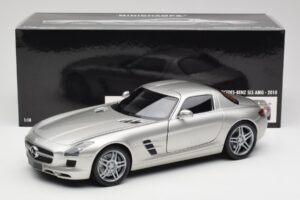 Mercedes SLS AMG C197 Matt Argintiu Minichamps 1:18 100039029 Metal - imaginea 8 din 8