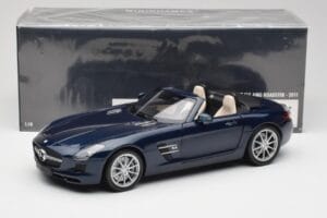 Mercedes SLS AMG R197 Roadster South Seas Albastru Minichamps 1:18 100039031 Metal - imaginea 8 din 8