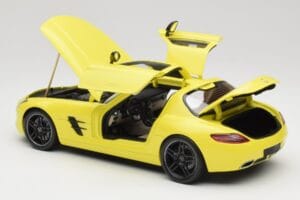 Mercedes SLS AMG C197 Galben Minichamps 1:18 100039022 Metal - imaginea 5 din 8