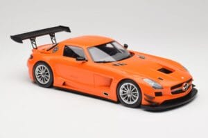 Mercedes SLS AMG GT3 C197 Street Portocaliu Minichamps 1:18 151113105 Metal - imaginea 4 din 6