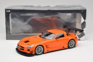 Mercedes SLS AMG GT3 C197 Street Portocaliu Minichamps 1:18 151113105 Metal - imaginea 6 din 6