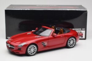 Mercedes SLS AMG R197 Roadster Le Mans Roșu Minichamps 1:18 100039030 Metal - imaginea 8 din 8