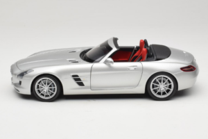 Mercedes SLS AMG Roadster Iridium Argintiu Minichamps 1:18 B66960078 Metal - imaginea 4 din 8