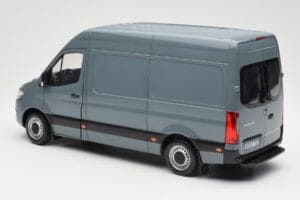 Mercedes Sprinter W907 Albastru-Gri Norev 1:18 183423 Metal - imaginea 6 din 7