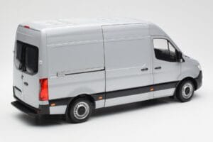 Mercedes Sprinter W907 Argintiu Norev 1:18 183424 Metal - imaginea 3 din 8