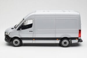 Mercedes Sprinter W907 Argintiu Norev 1:18 183424 Metal - imaginea 4 din 8
