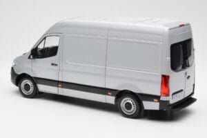 Mercedes Sprinter W907 Argintiu Norev 1:18 183424 Metal - imaginea 7 din 8