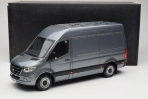 Mercedes Sprinter W907 Furgon Selenite Grey Metallic Norev 1:18 B66004163 Metal - imaginea 8 din 8