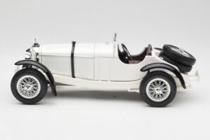 Mercedes SSKL Alb Bburago 1:18 3002 Metal - imaginea 4 din 8