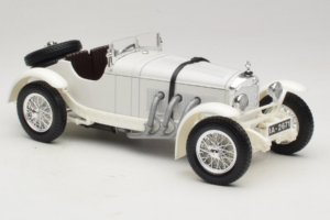 Mercedes SSKL Alb 1931 Bburago 1:18 3002-M2 Metal - imaginea 4 din 6