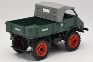 Mercedes Unimog 401 Verde Schuco 1:18 135 Metal - imaginea 3 din 8