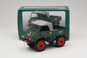 Mercedes Unimog 401 Verde Schuco 1:18 135 Metal - imaginea 8 din 8