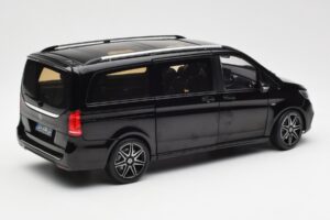 Mercedes V-Class W447 AMG Line Negru Norev 1:18 183860 Metal - imaginea 3 din 6