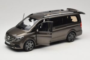 Mercedes V-Class W447 AMG Line Indium Grey Norev 1:18 183873 Metal - imaginea 2 din 8