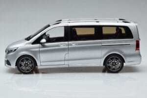 Mercedes V-Class V260 AMG Line Argintiu Norev 1:18 183871 Metal - imaginea 5 din 10