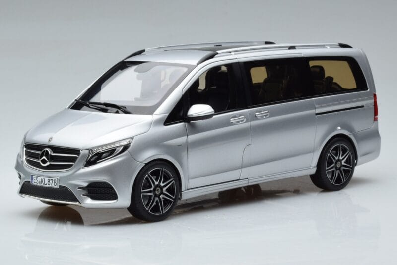Mercedes V-Class V260 AMG Line Argintiu Norev 1:18 183871 Metal