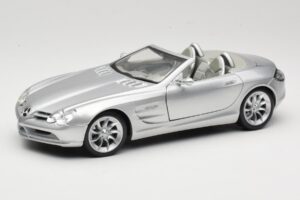 Mercedes Vision SLR Roadster Argintiu Maisto 1:18 B66962107 Metal