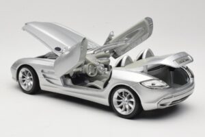 Mercedes Vision SLR Roadster Argintiu Maisto 1:18 B66962107 Metal - imaginea 5 din 8