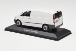 Mercedes Vito Arctic Alb Minichamps 1:43 B66960524 Metal - imaginea 3 din 4