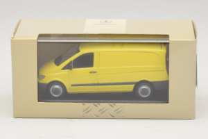 Mercedes Vito W638 Galben Minichamps 1:43 B67871200-R1 Metal - imaginea 4 din 4