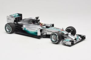Mercedes W05 #44 L. Hamilton Mercedes AMG Petronas Chinese Grand Prix Winner 2014 Minichamps 1:18 110140244 Metal - imaginea 4 din 7