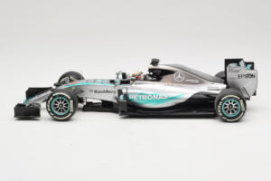 Mercedes W06 #44 L. Hamilton F1 World Champion 2015 Dealer Edition Minichamps 1:18 B66960539 Metal - imaginea 3 din 7