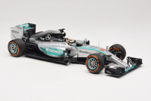 Mercedes W06 #44 L. Hamilton Mercedes AMG Petronas Japanese Grand Prix Winner 2015 Minichamps 1:18 110150344 Metal - imaginea 4 din 7