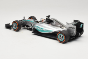 Mercedes W06 #44 L. Hamilton Mercedes AMG Petronas Japanese Grand Prix Winner 2015 Minichamps 1:18 110150344 Metal - imaginea 5 din 7